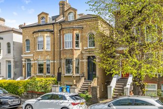 Apartment in Barry Road, London, , SE22 | Acorn