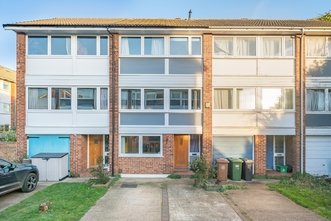 Properties for sale in Blackheath under £830,000 | John Payne