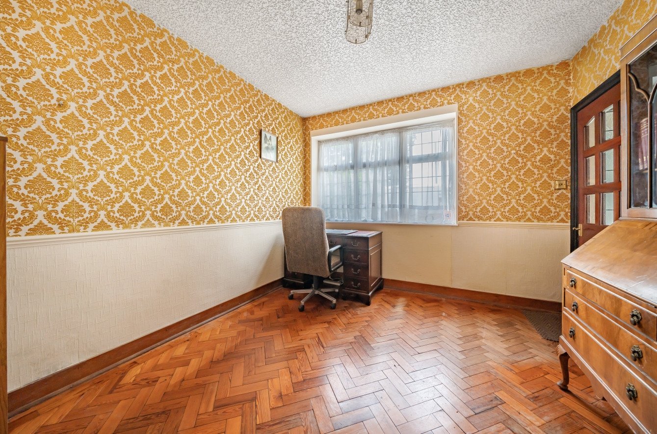 Detached House for sale in Kings Hall Road, Beckenham, , BR3 Langford