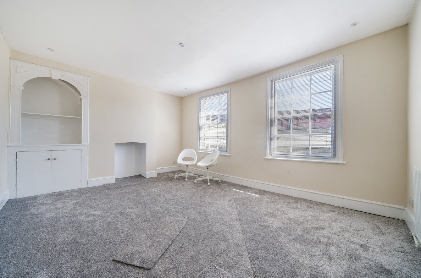 Flat to rent in Catford Hill, London, , SE6 Acorn