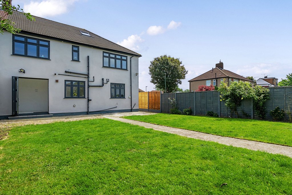 Semidetached House for sale in Lingfield Crescent, , SE9 John Payne