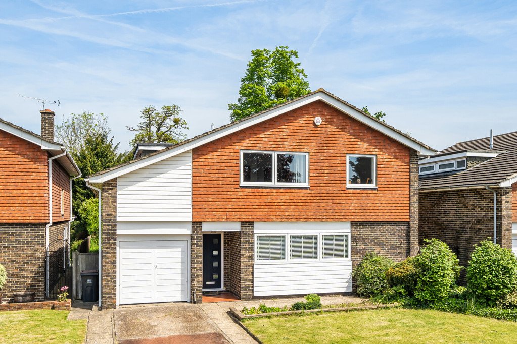 Detached House for sale in Plaxtol Close, , BR1 Langford Russell