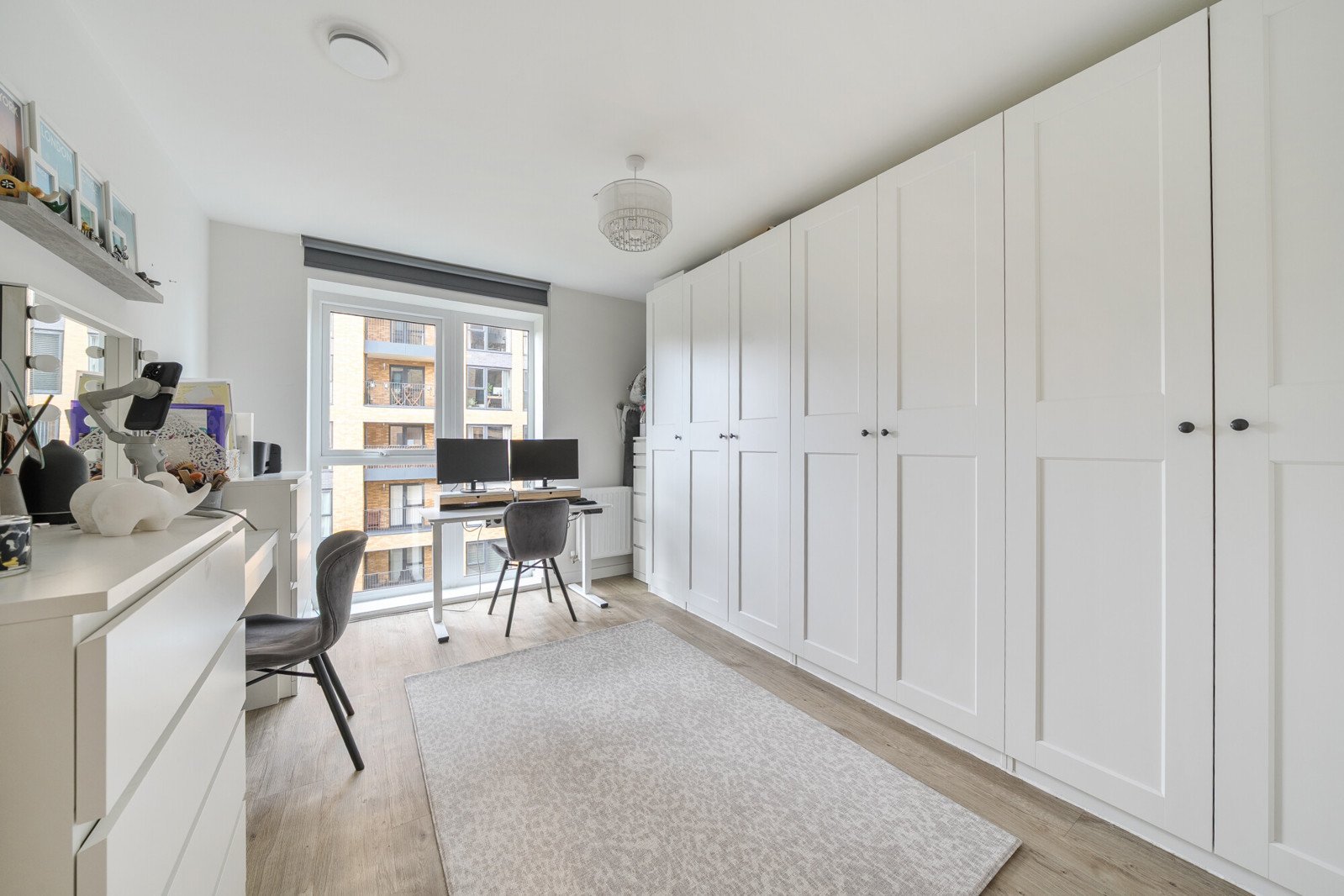 Lazy Owl Image