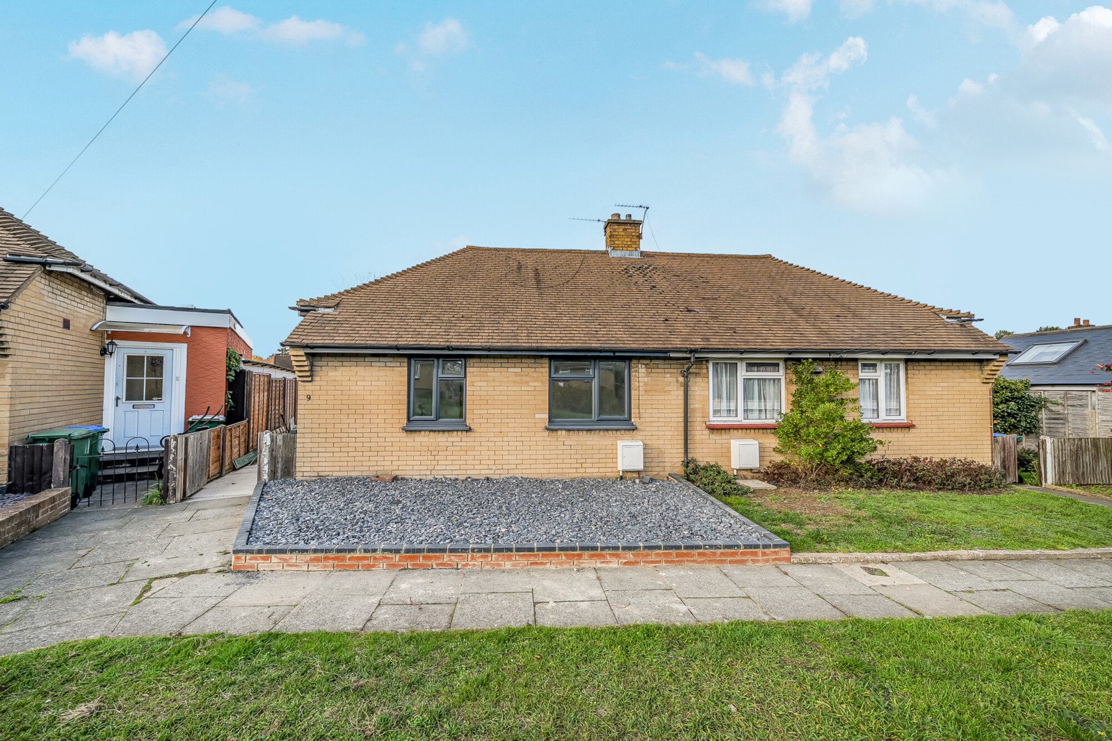 Lazy Owl Image