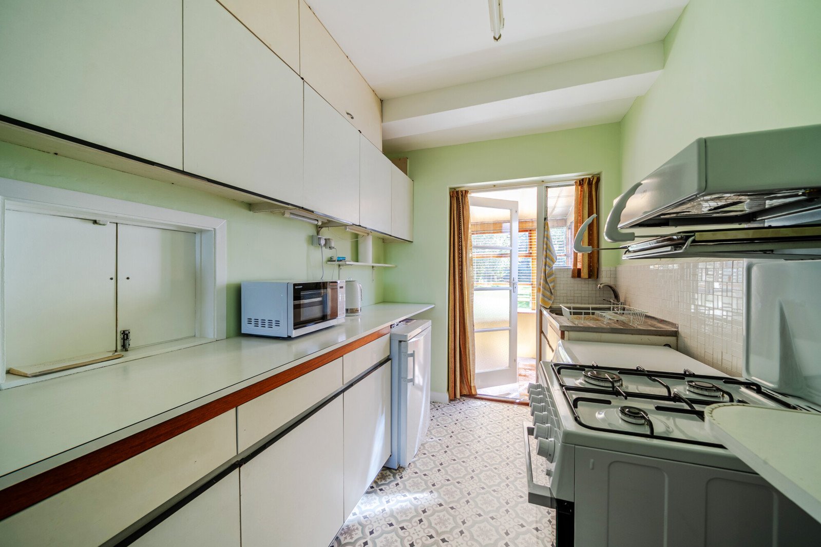 End Of Terrace House for sale in Pickhurst Rise, , BR4 | Langford Russell