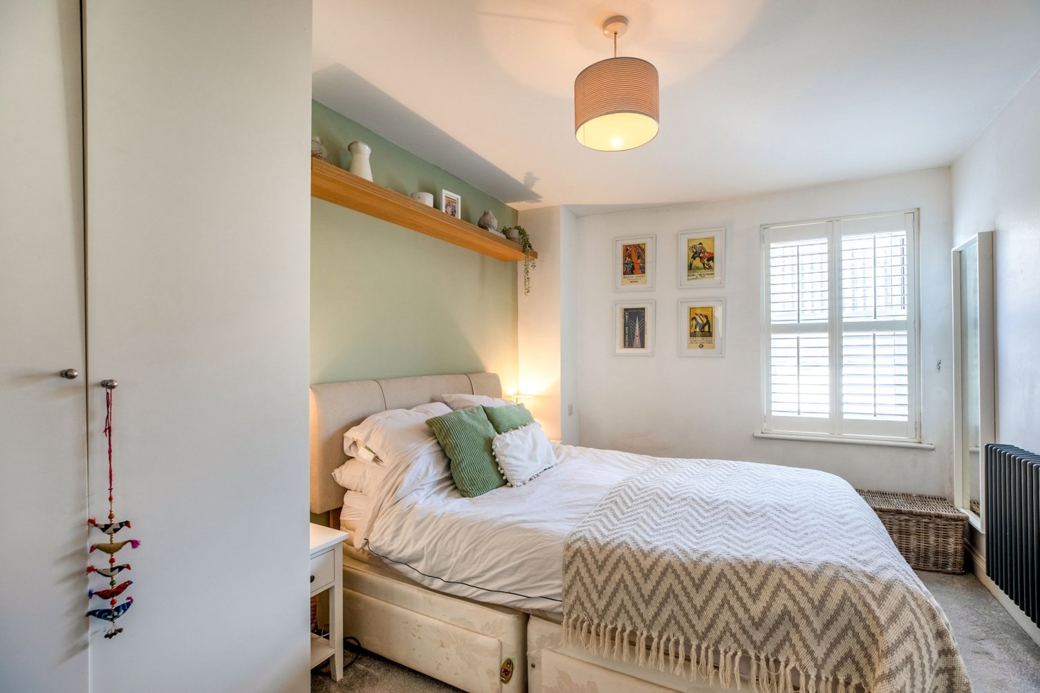 Lazy Owl Image