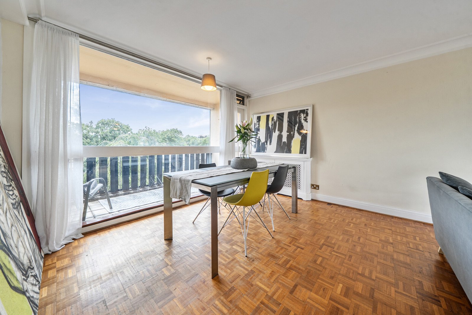 Lazy Owl Image