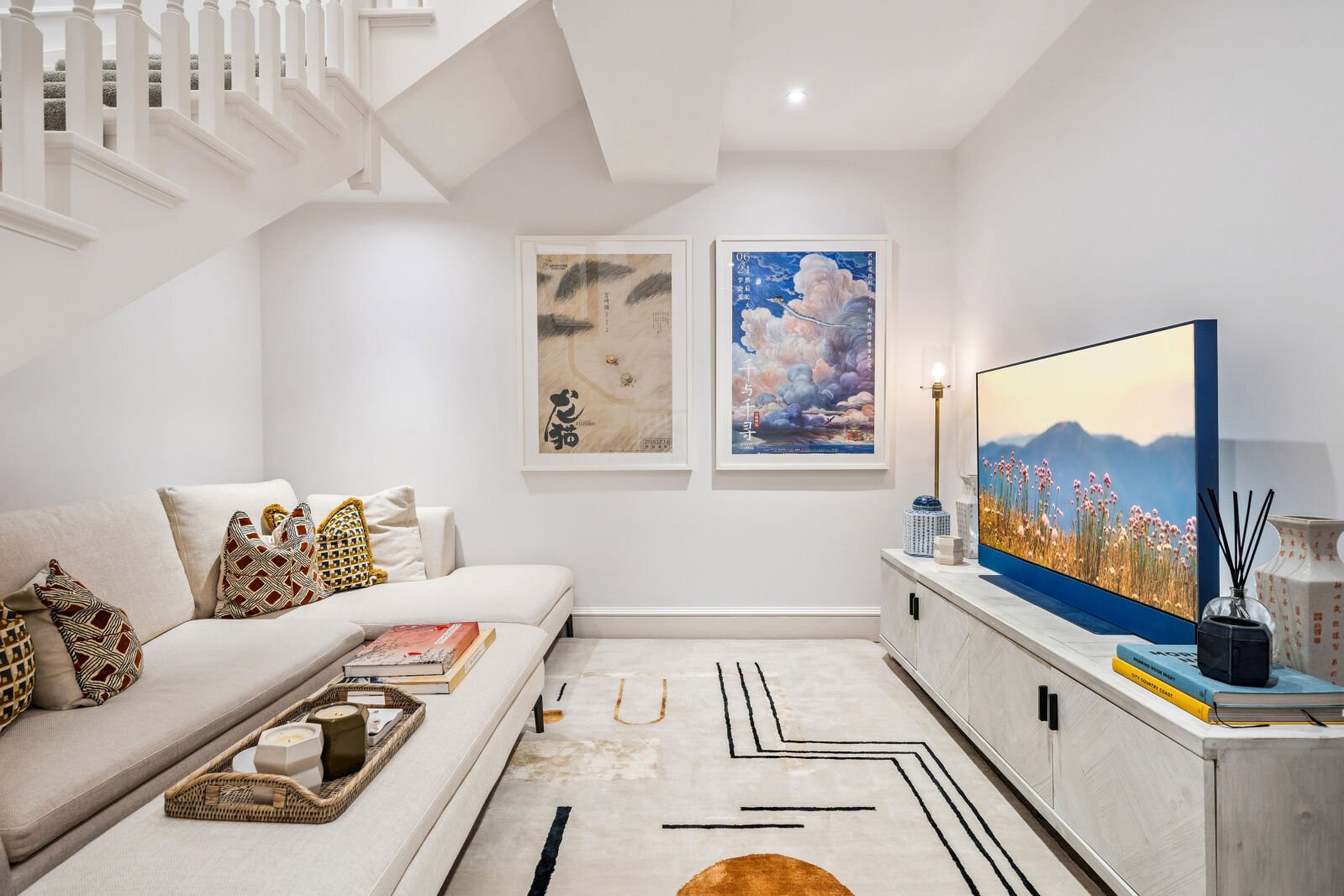 Lazy Owl Image