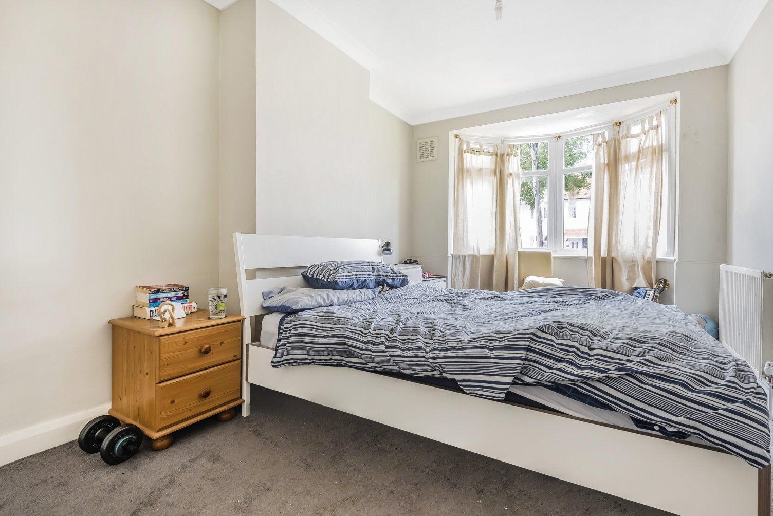 Terraced House in Buckingham Avenue, Welling, , DA16 Acorn