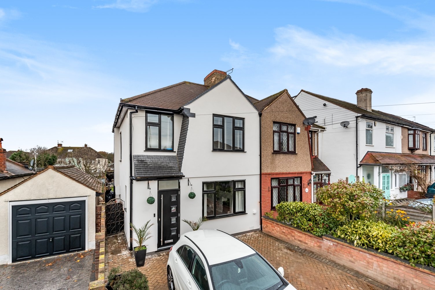 Semidetached House in Queenswood Road, Sidcup, , DA15 Langford Russell