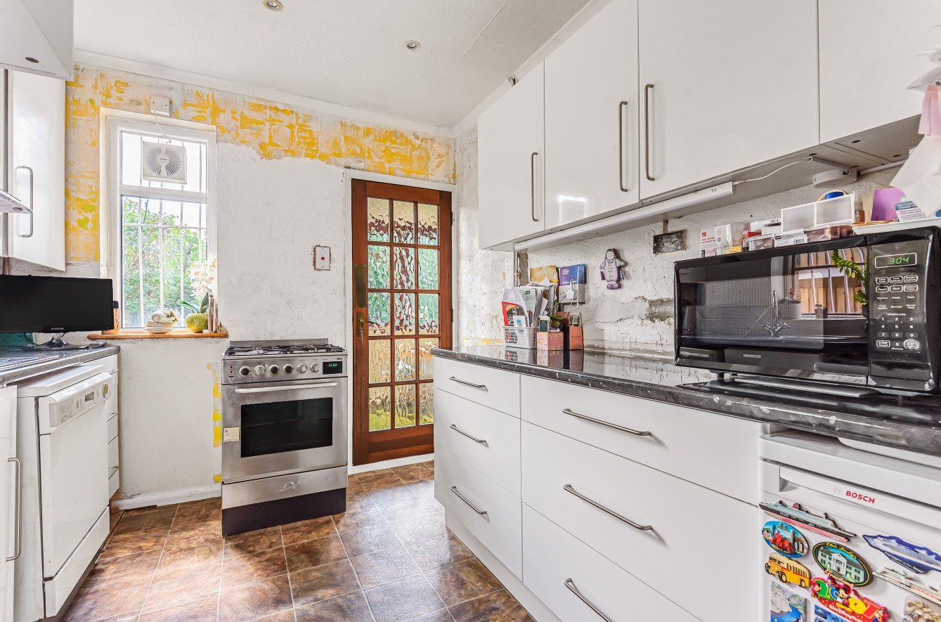 Detached House in Cathcart Drive, Orpington, , BR6 Langford Russell