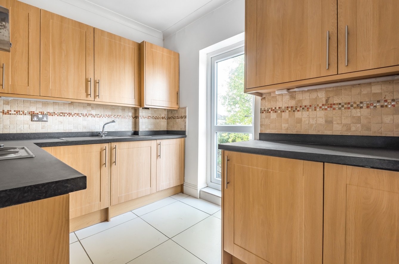 Apartment for sale in Glenesk Road, , SE9 John Payne