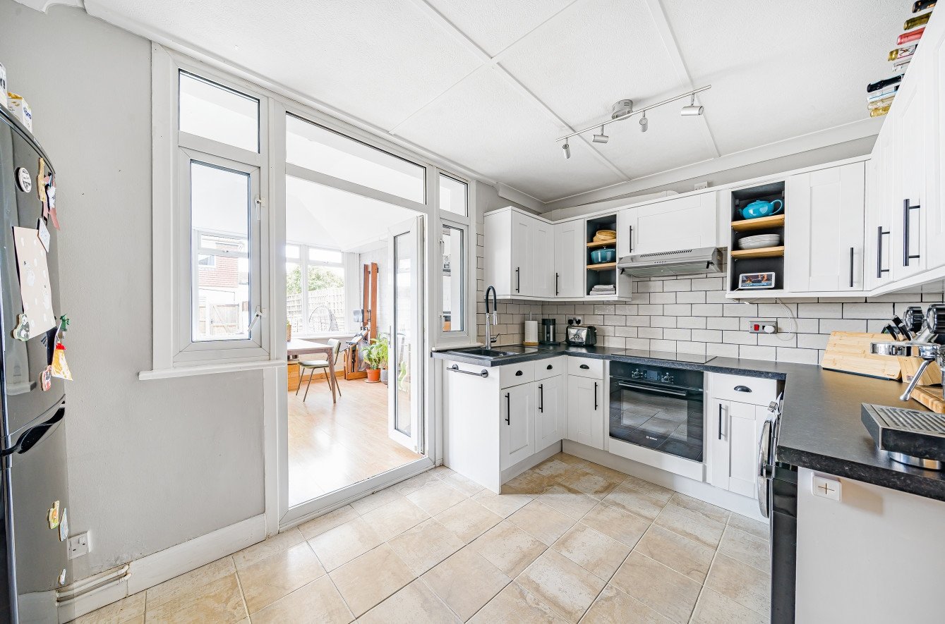 End Of Terrace House for sale in Penshurst Avenue, Sidcup, , DA15