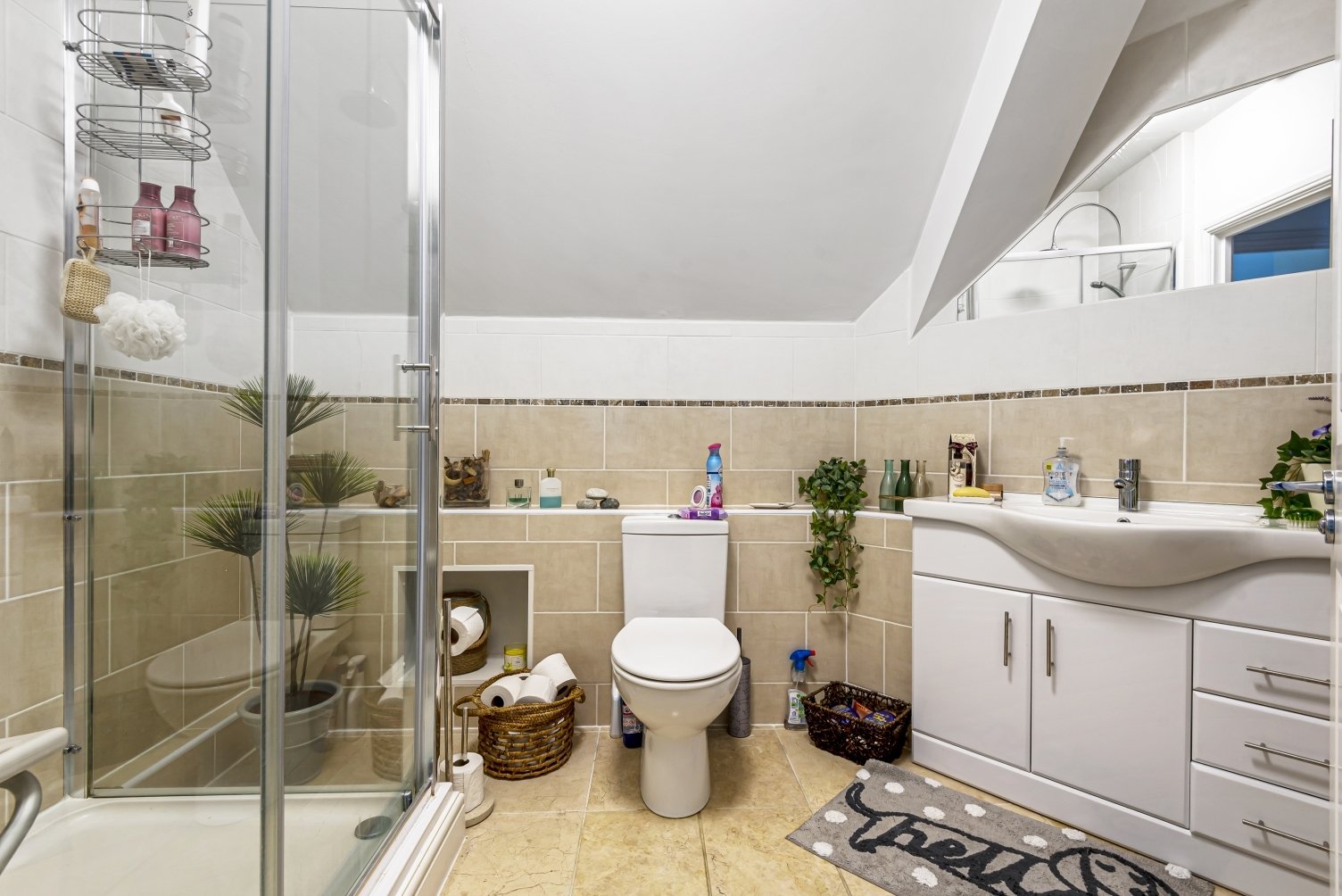 Flat to rent in London Road, Strood, , ME2 Acorn