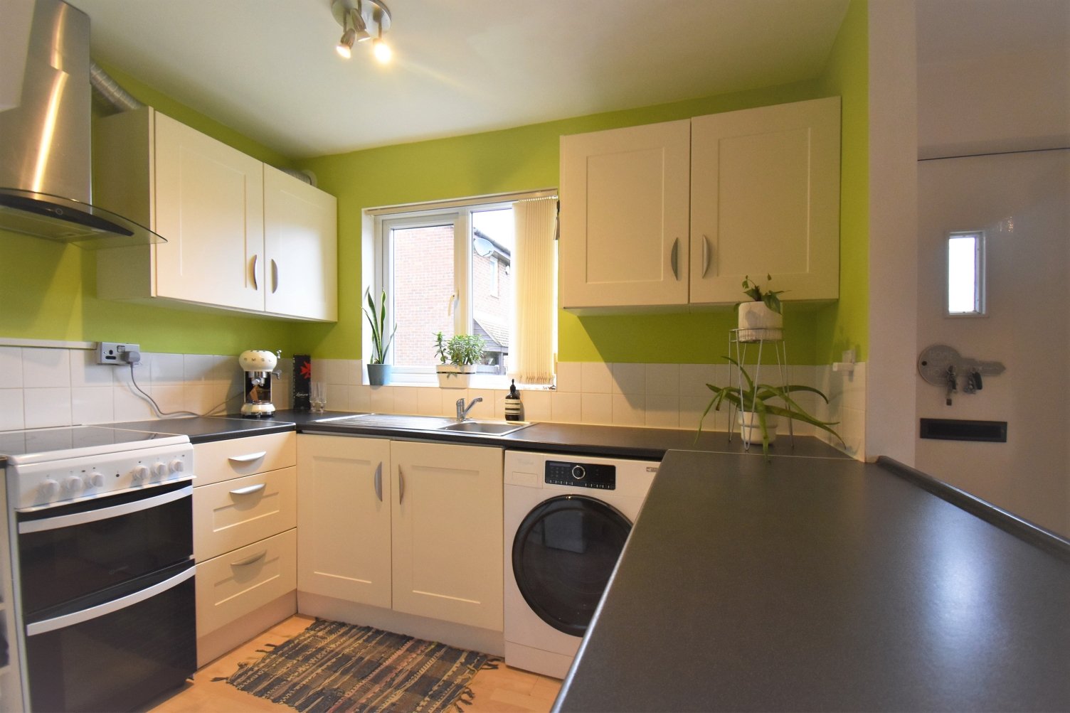 End Of Terrace House for sale in Sprucedale Close, Swanley, , BR8