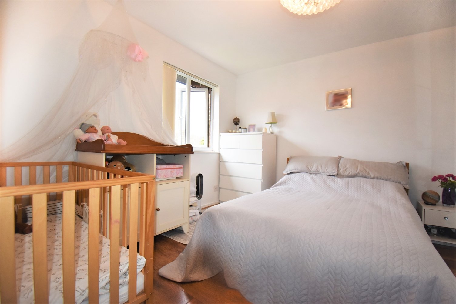 End Of Terrace House for sale in Sprucedale Close, Swanley, , BR8