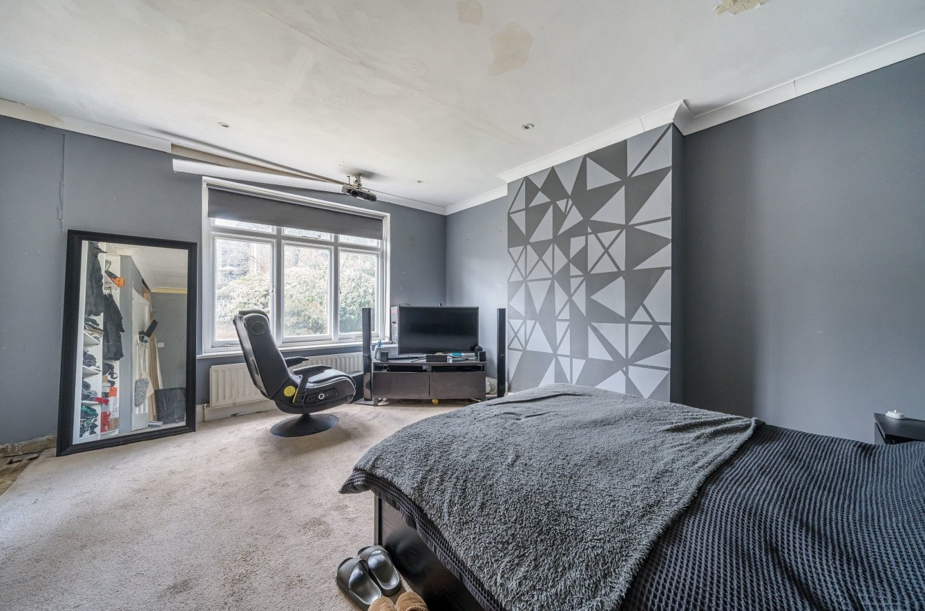 Semidetached House for sale in Rafford Way, , BR1 Acorn