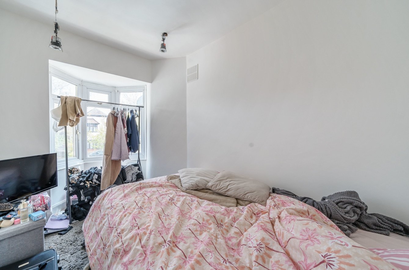 Semidetached House for sale in Rafford Way, , BR1 Acorn