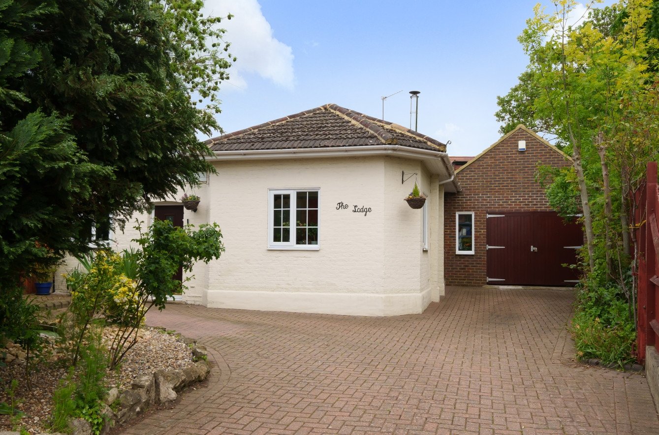 Bungalow for sale in Beckenham Road, West Wickham, , BR4 John Payne