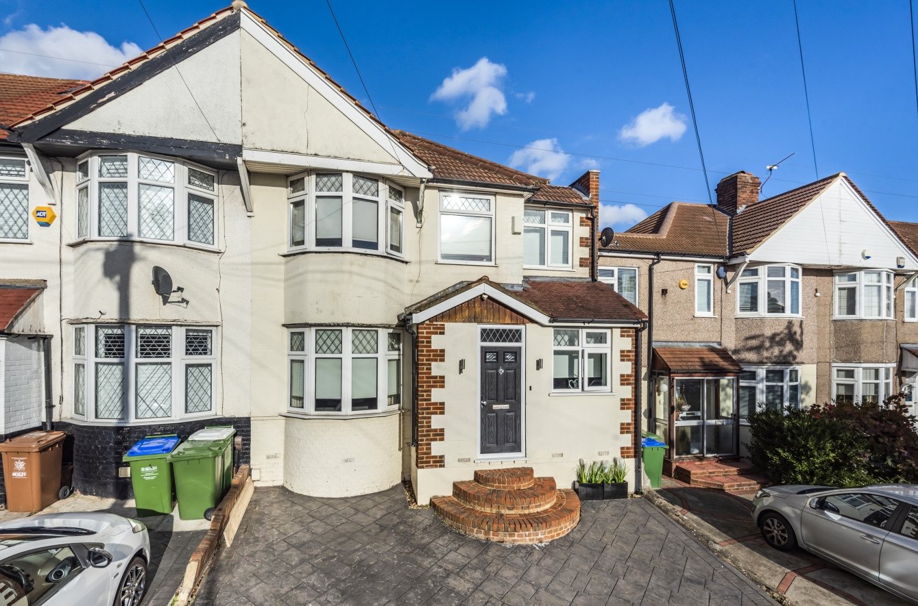End Of Terrace House for sale in Yorkland Avenue, Kent, , DA16 Acorn