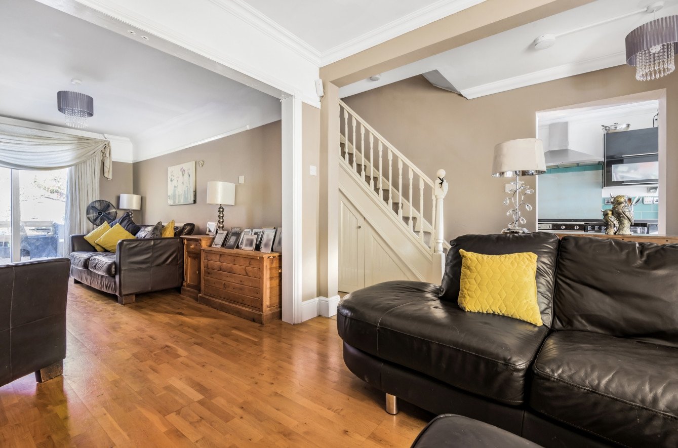 End Of Terrace House for sale in Yorkland Avenue, Kent, , DA16 Acorn