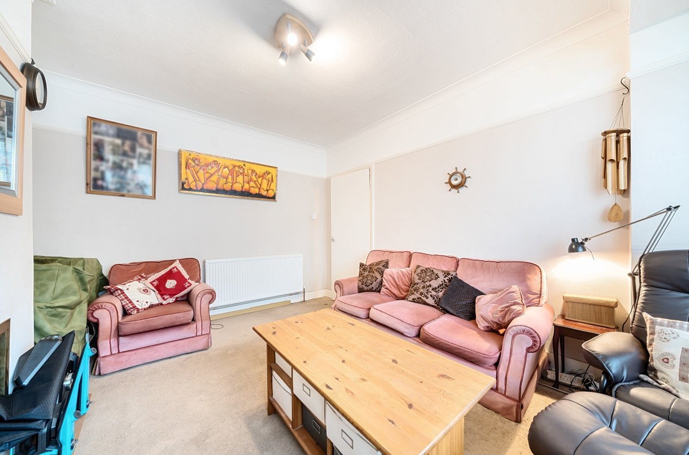 Terraced House for sale in Elmers End Road, Beckenham, , BR3 Langford