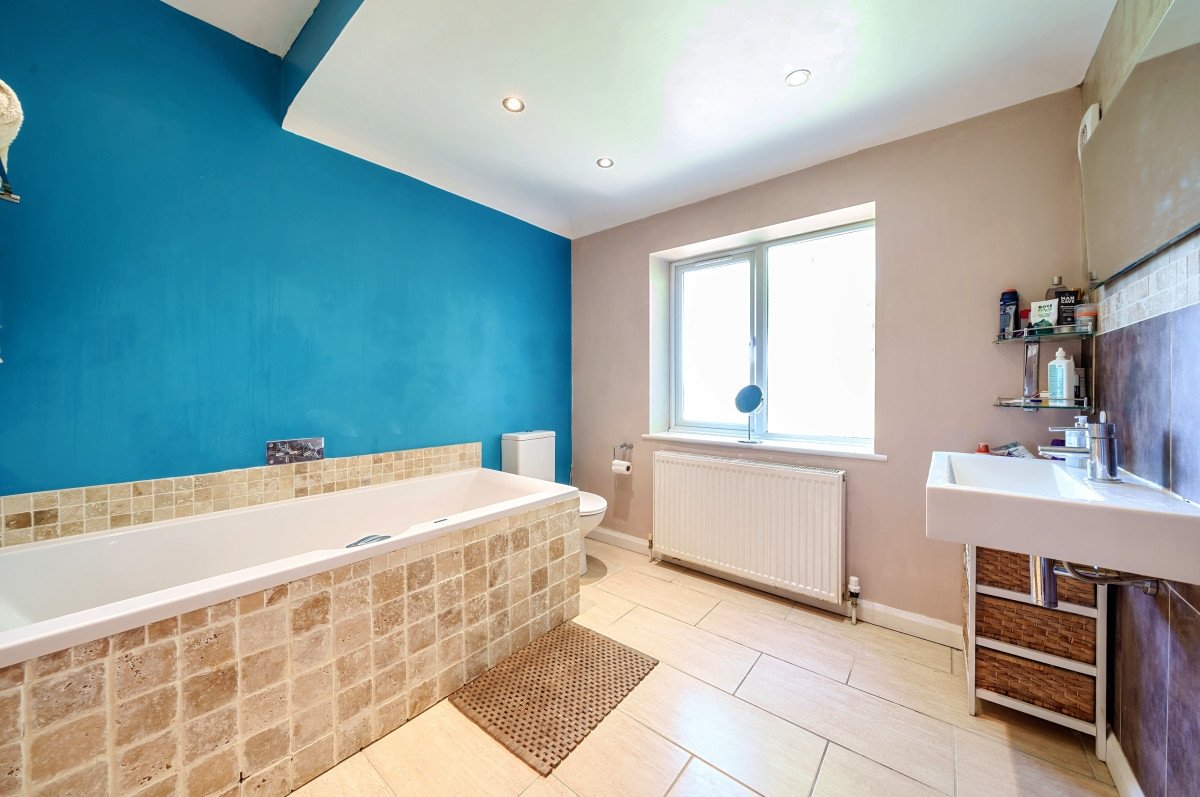 Semidetached House in Eltham Park Gardens, , SE9 John Payne