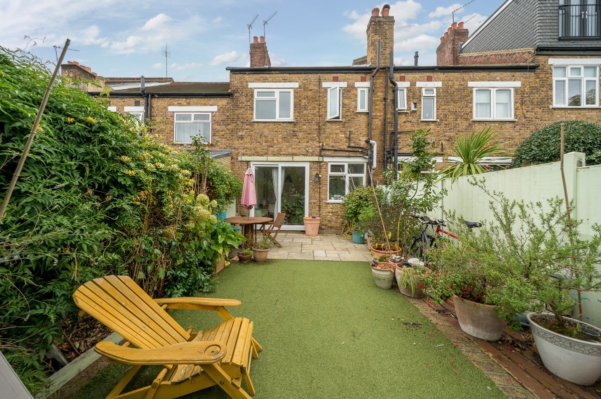 House Share to rent in Mayhill Road, London, , SE7 Acorn