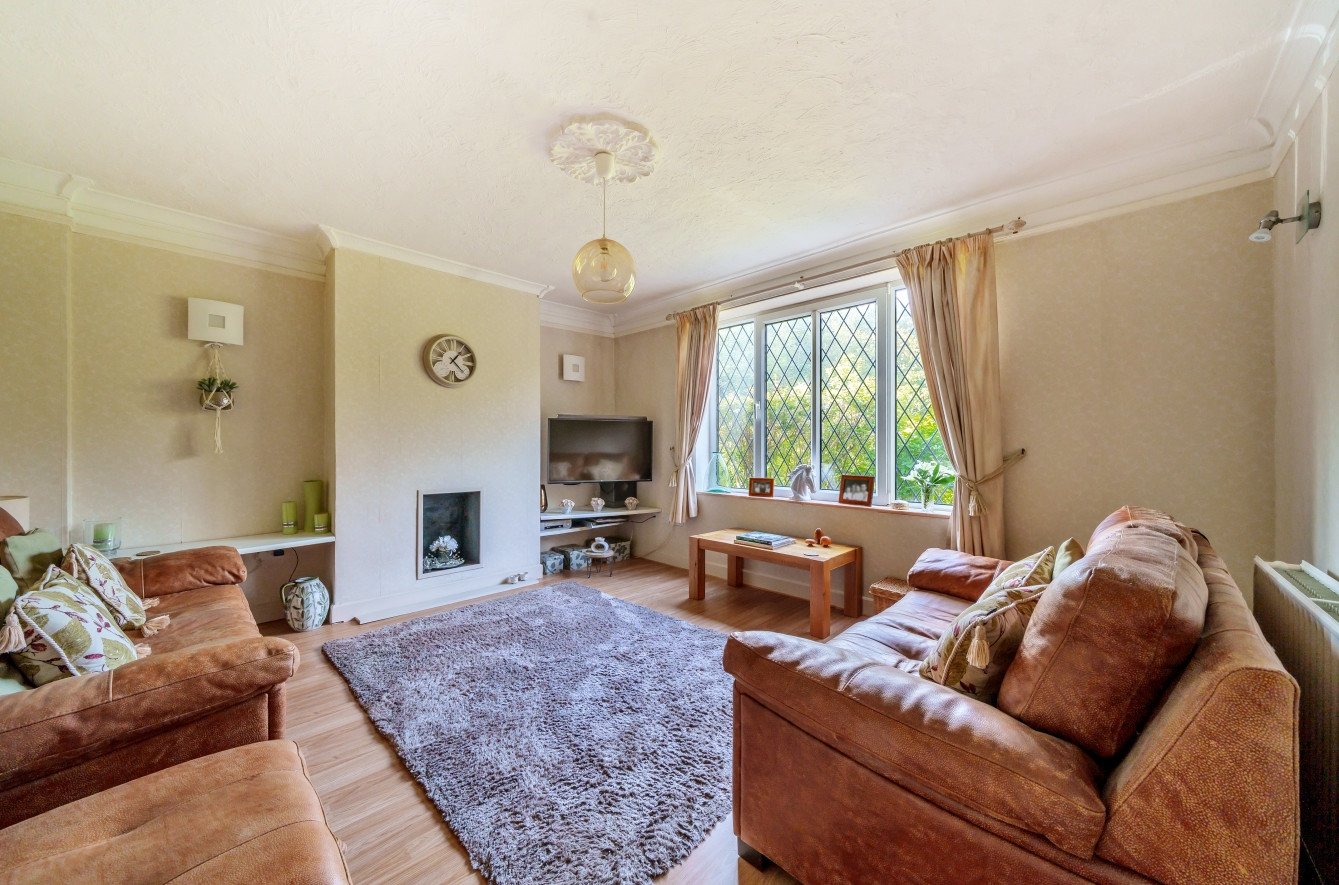 Semidetached House in St. Pauls Wood Hill, , BR5 Langford Russell