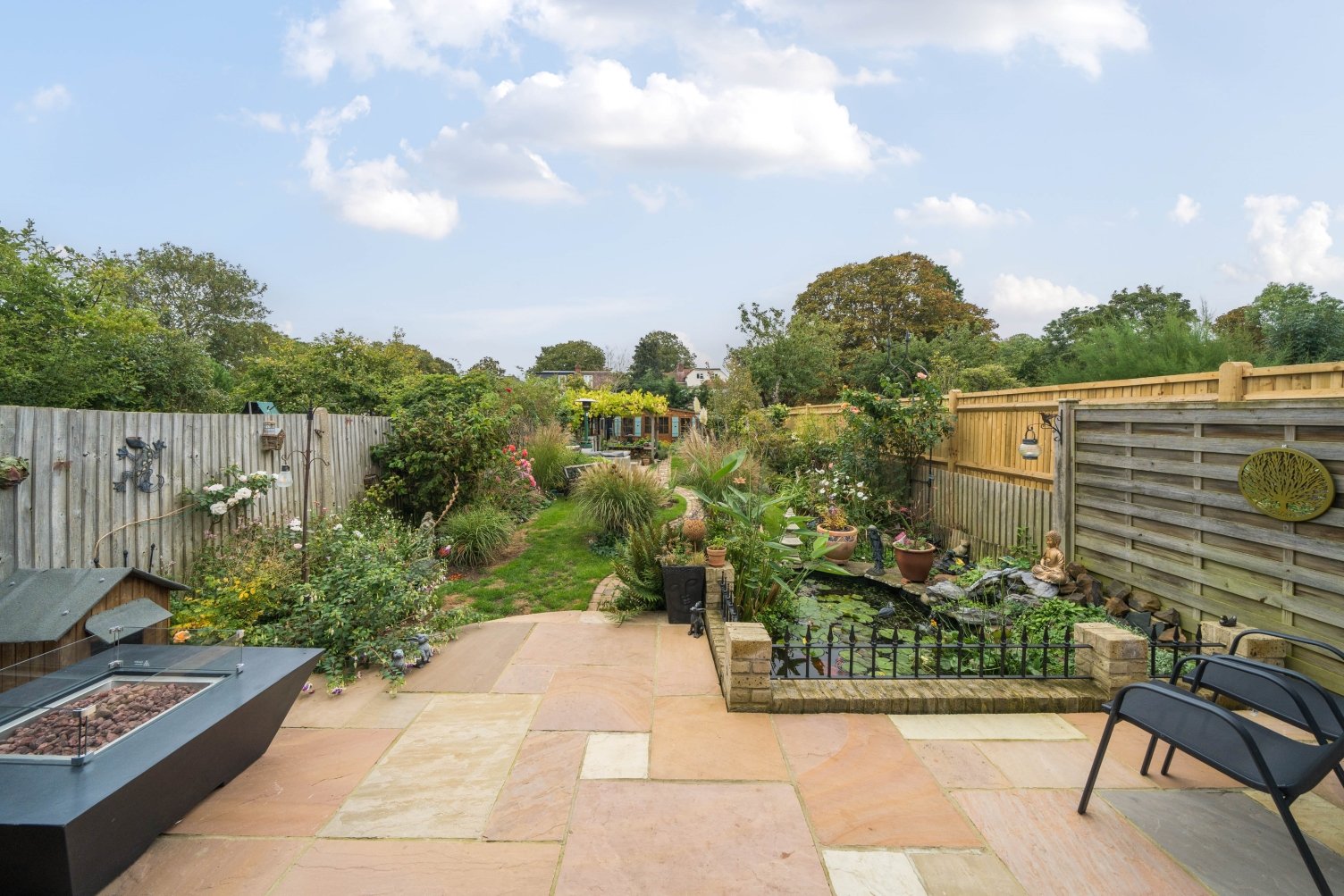 Semidetached House in Cherry Tree Walk, , BR4 Acorn