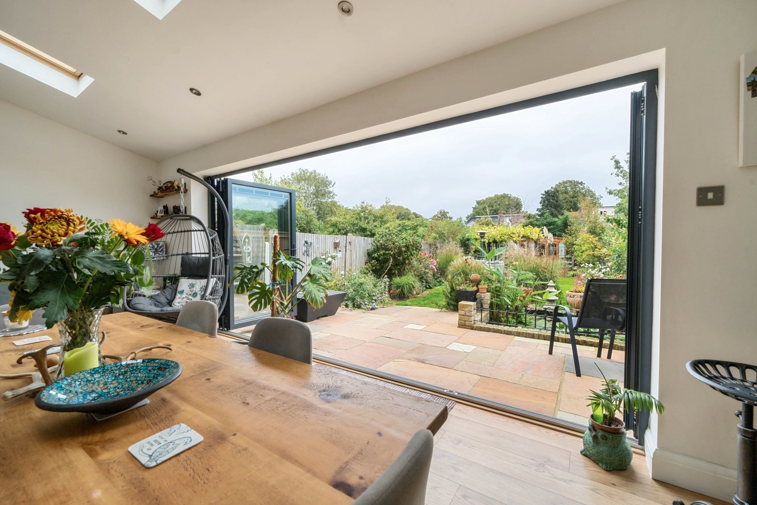 Semidetached House in Cherry Tree Walk, , BR4 Acorn