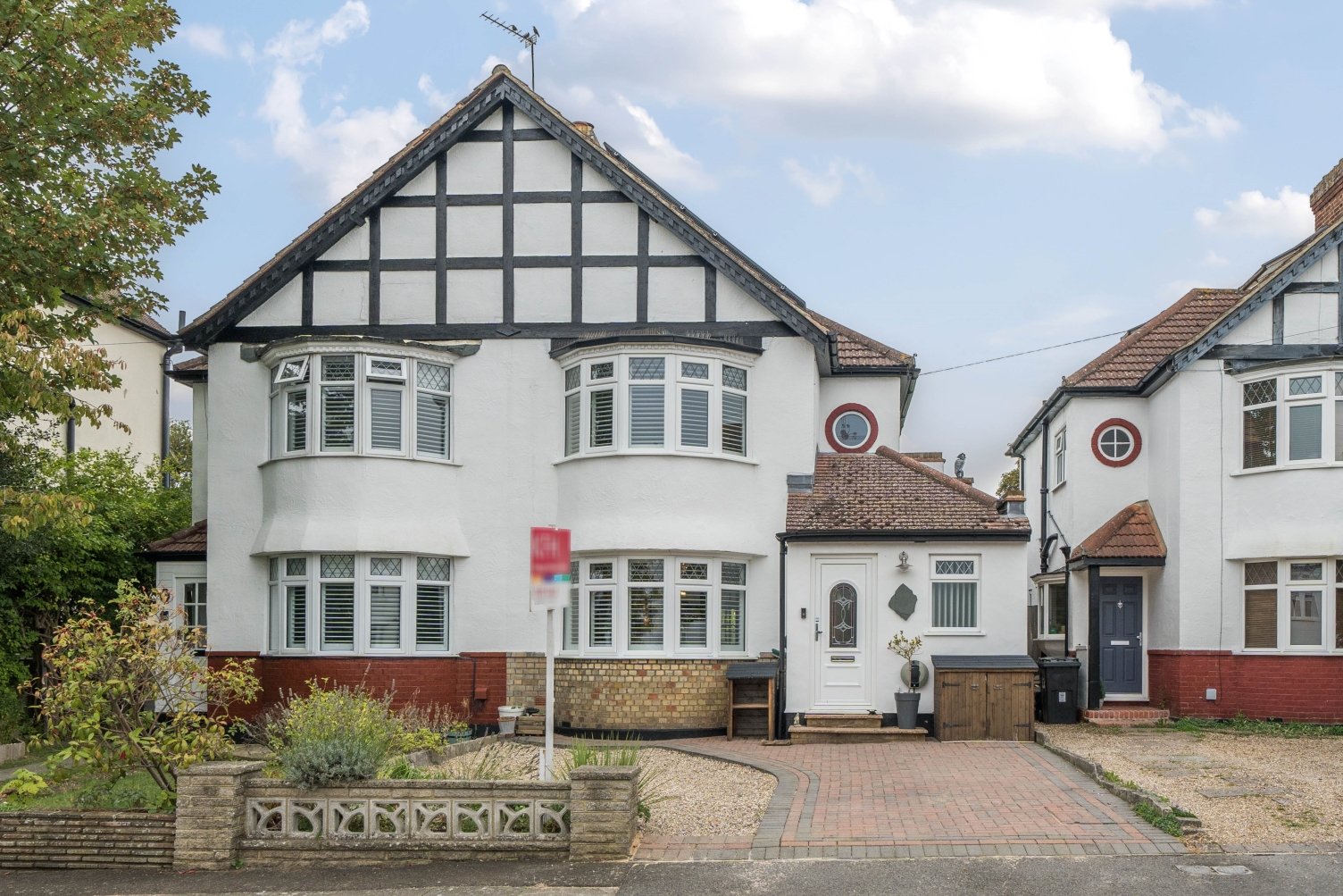 Semidetached House in Cherry Tree Walk, , BR4 Acorn