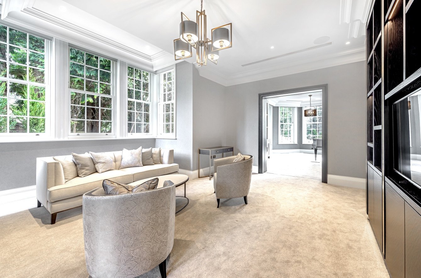 Detached House for sale in Holwood Park Avenue, Locksbottom, , BR6