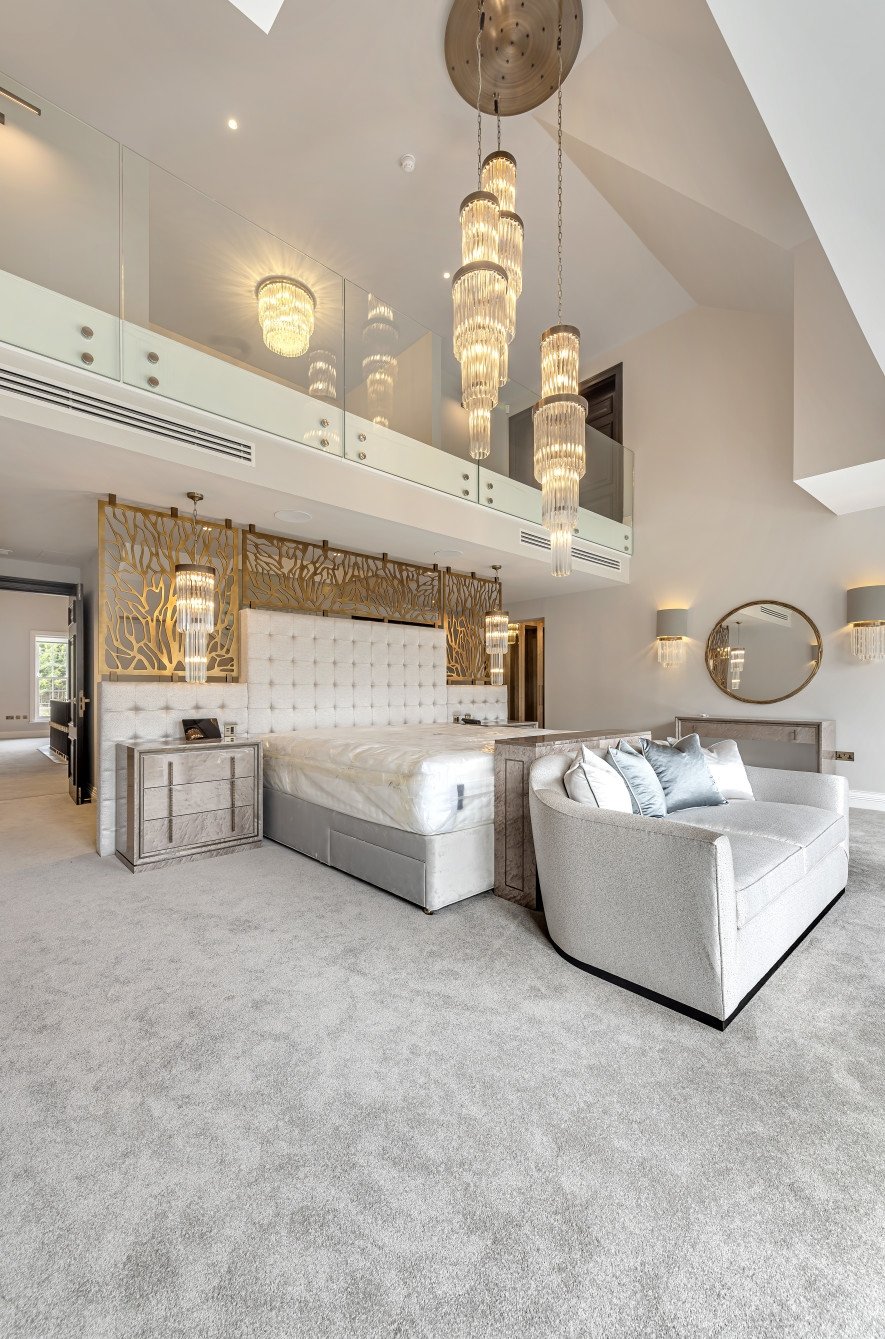 Detached House for sale in Holwood Park Avenue, Locksbottom, , BR6