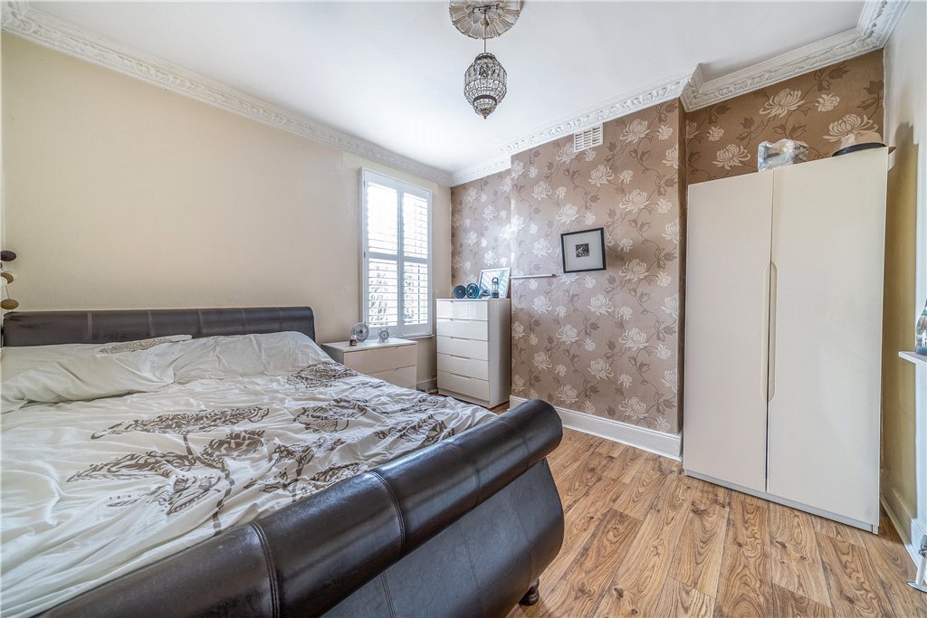 End Of Terrace House for sale in Eglinton Hill, , SE18 John Payne