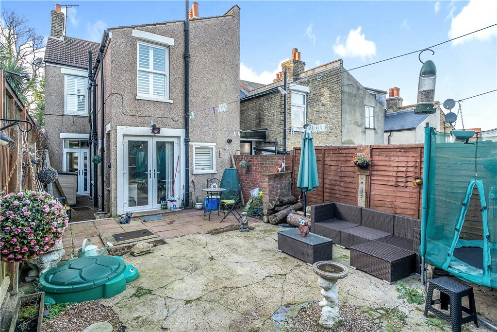End Of Terrace House for sale in Eglinton Hill, , SE18 John Payne