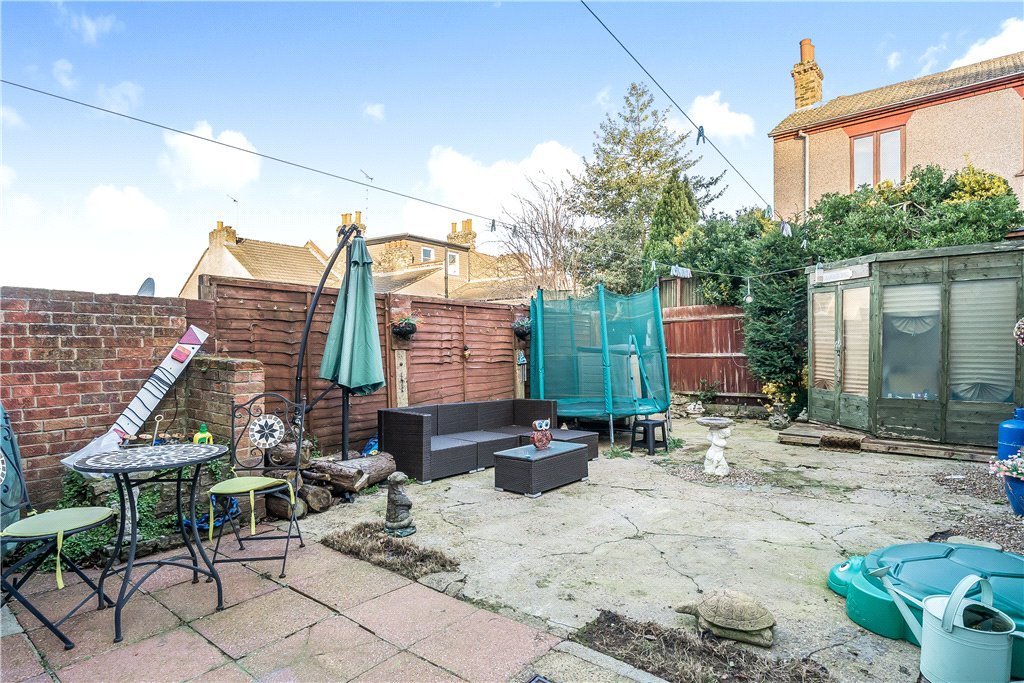 End Of Terrace House for sale in Eglinton Hill, , SE18 John Payne