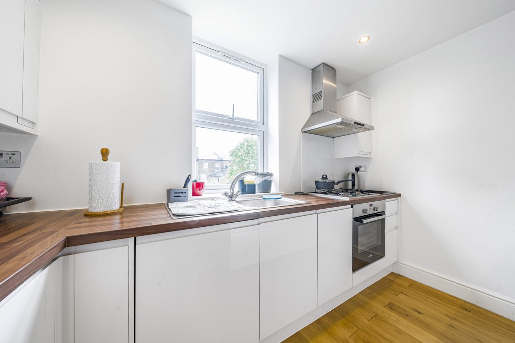 Apartment for sale in Wiverton Road, , SE26 | Acorn