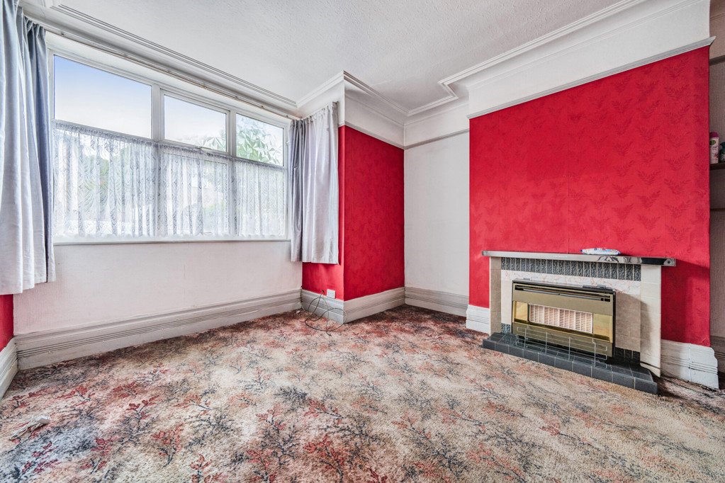 Terraced House for sale in Alliance Road, , SE18 John Payne