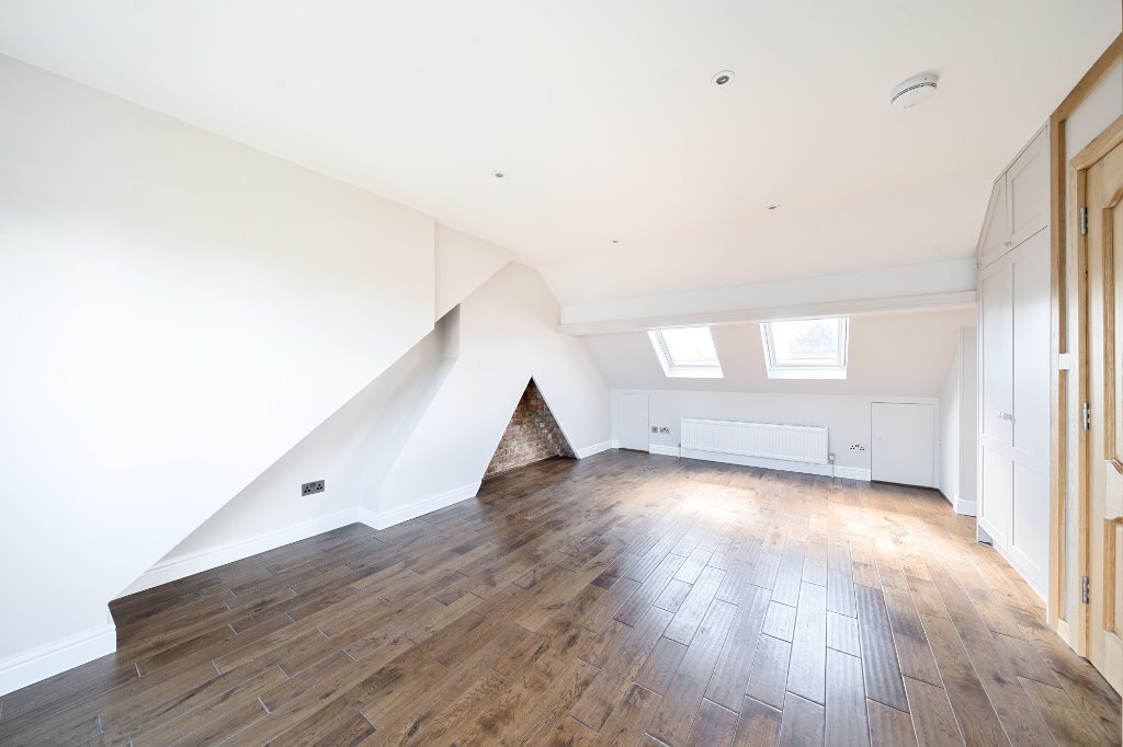 Semidetached House for sale in Montcalm Road, , SE7 John Payne