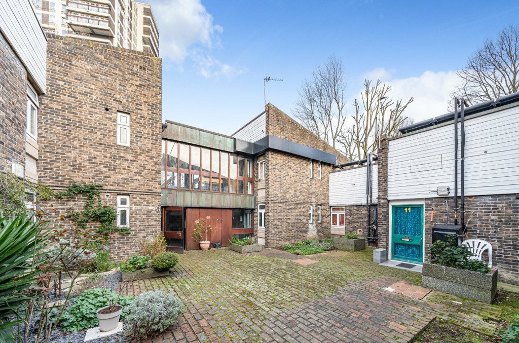 Studio Flat for sale in Redcar Street, London, , SE5 Acorn