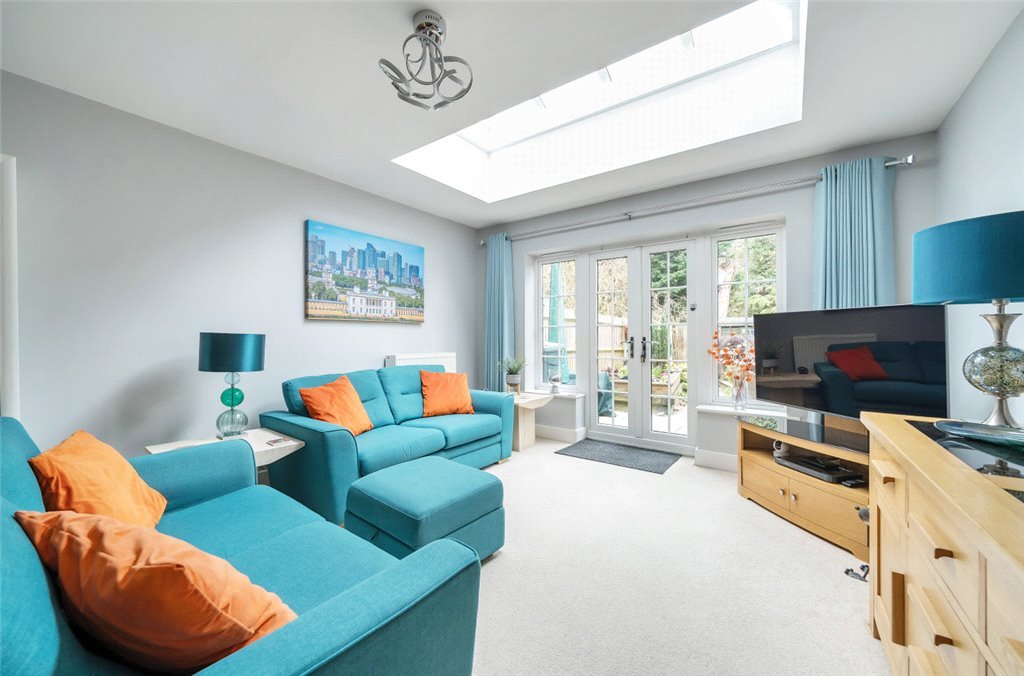Lazy Owl Image