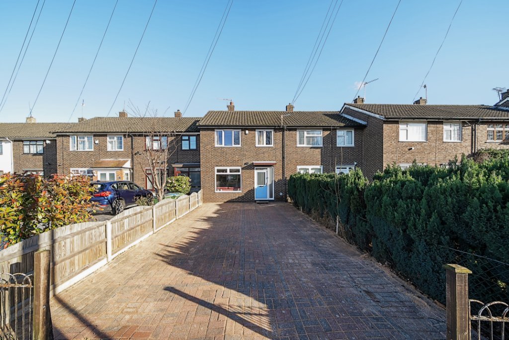 Terraced House for sale in Church Manorway, , SE2 John Payne