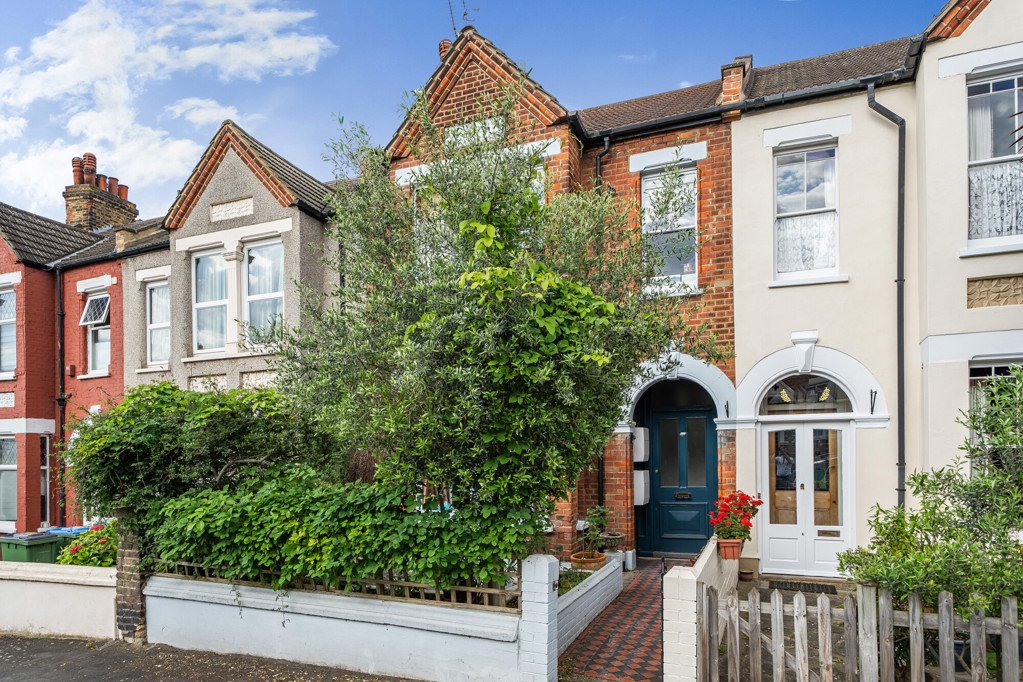 Apartment for sale in Heathwood Gardens, , SE7 John Payne